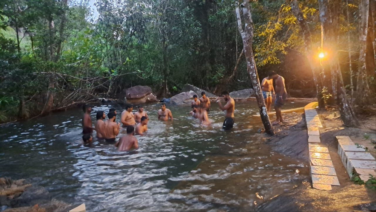 Pool group